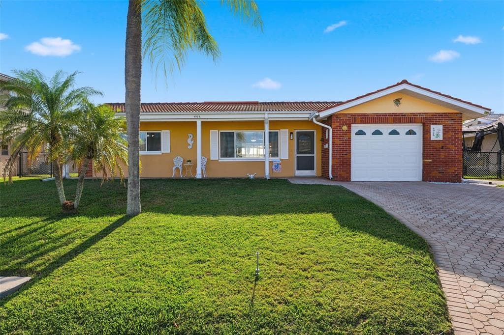 4926 FORECASTLE DRIVE photo 4