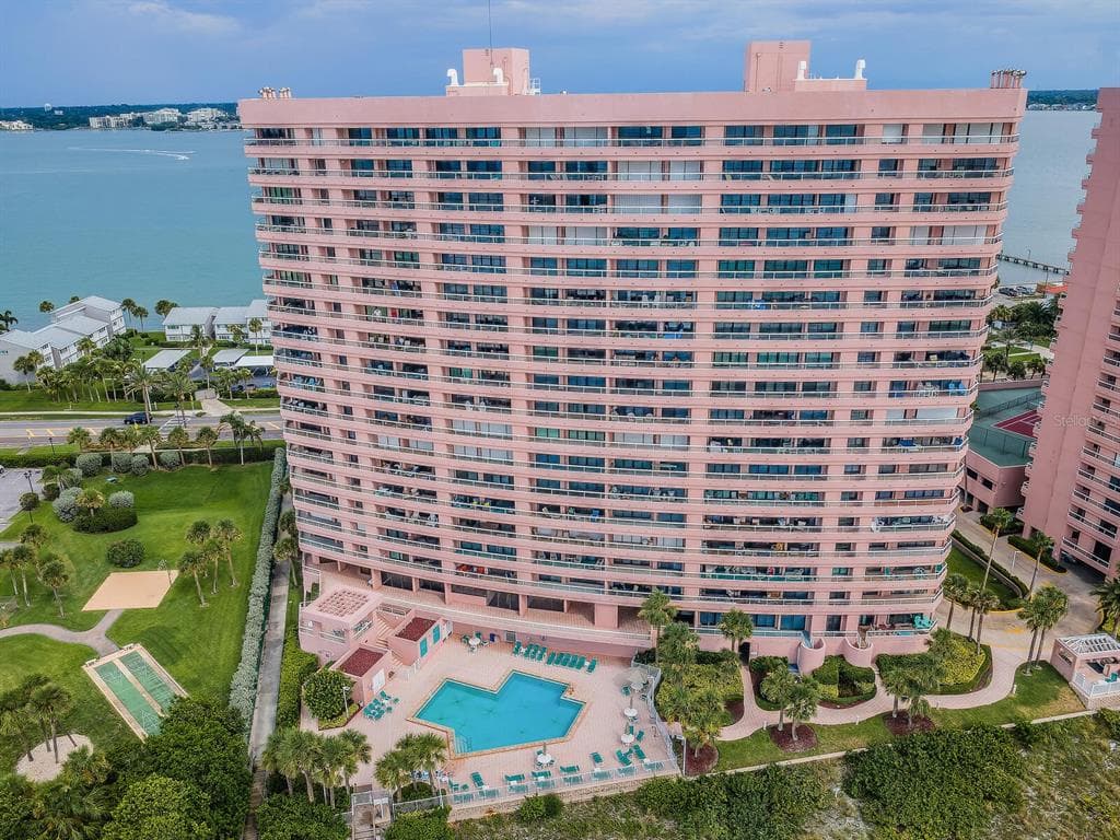 1310 GULF BOULEVARD Penthouse A photo 7