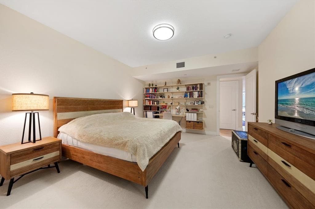 331 CLEVELAND ST #301 photo 22