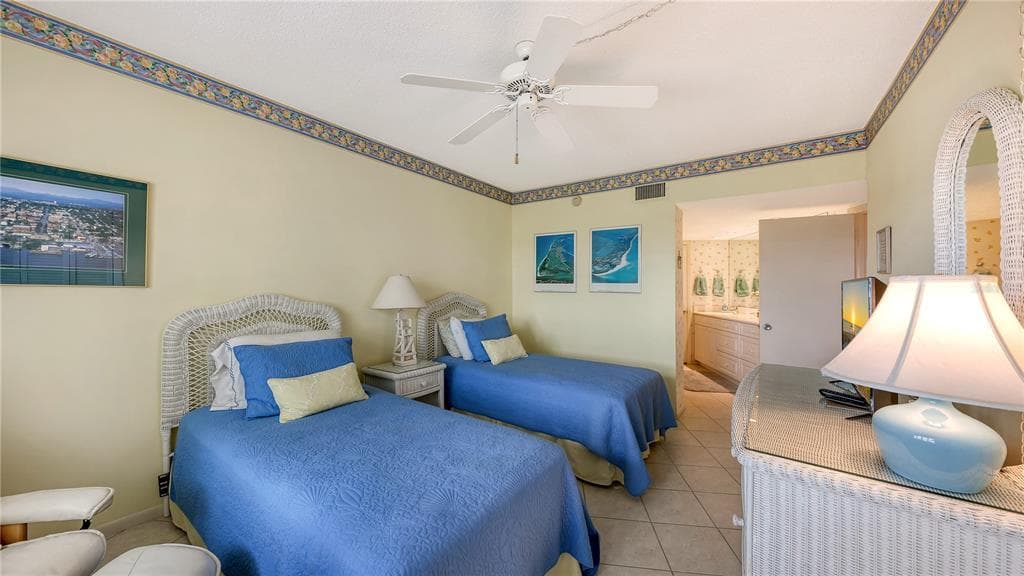 4825 GULF OF MEXICO DRIVE 504 photo 20