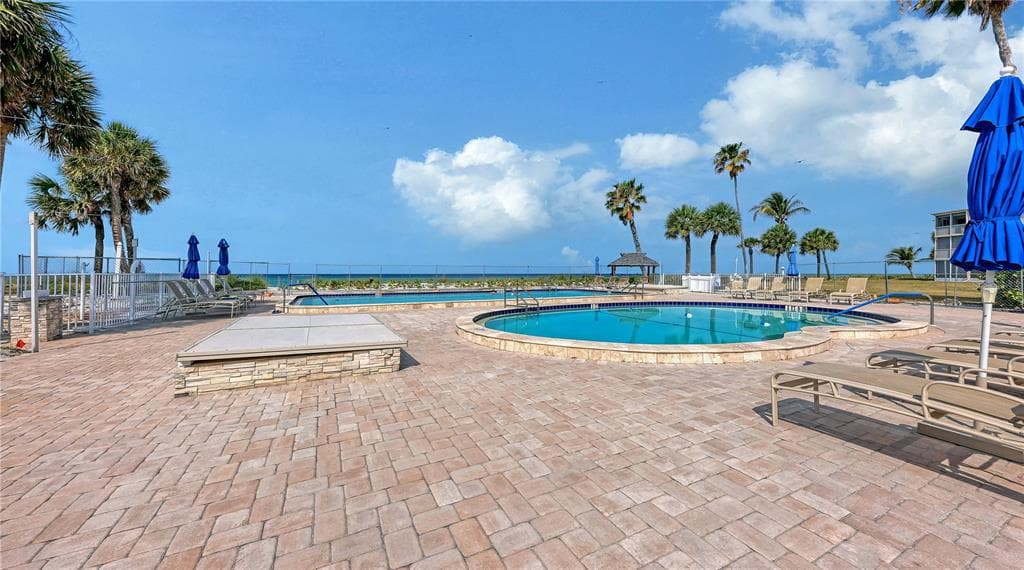 4825 GULF OF MEXICO DRIVE 504 photo 24