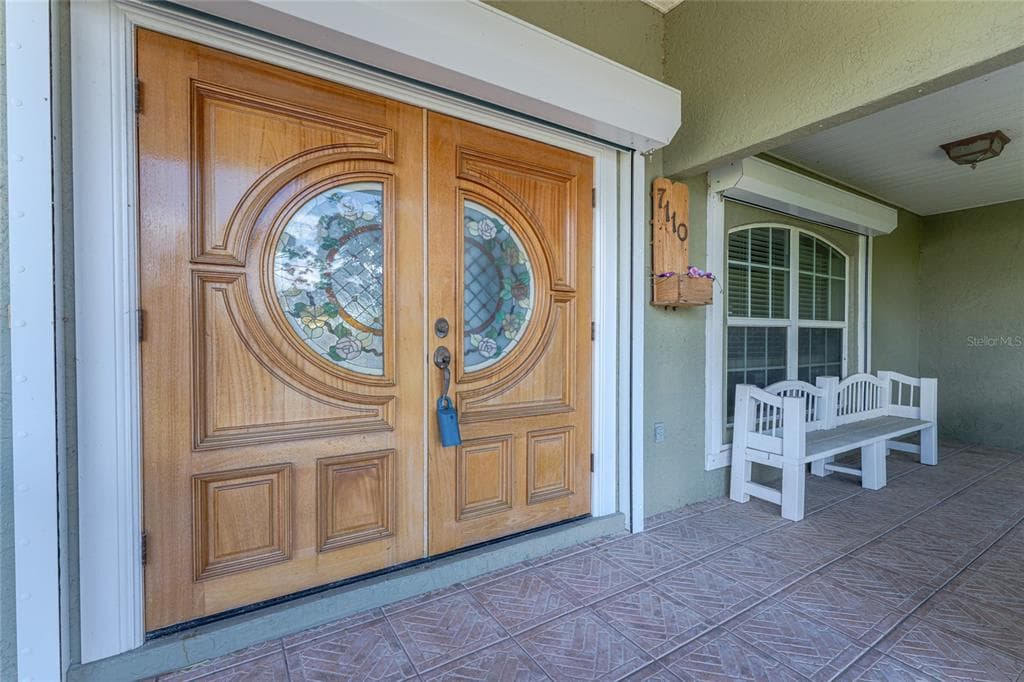 7110 SAN CASA DRIVE photo 2