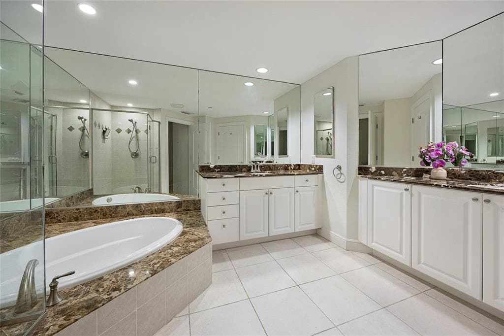 14041 BELLAGIO WAY 214 photo 24