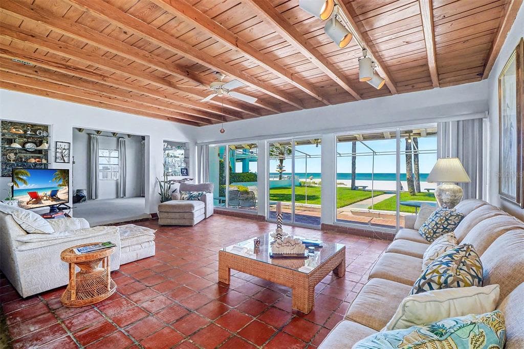 18206 SUNSET BOULEVARD photo 14