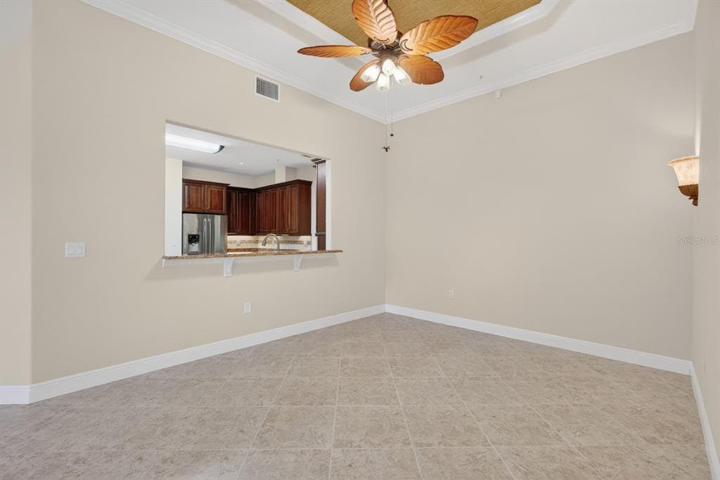 40 CASA BELLA CIRCLE 1101 photo 14