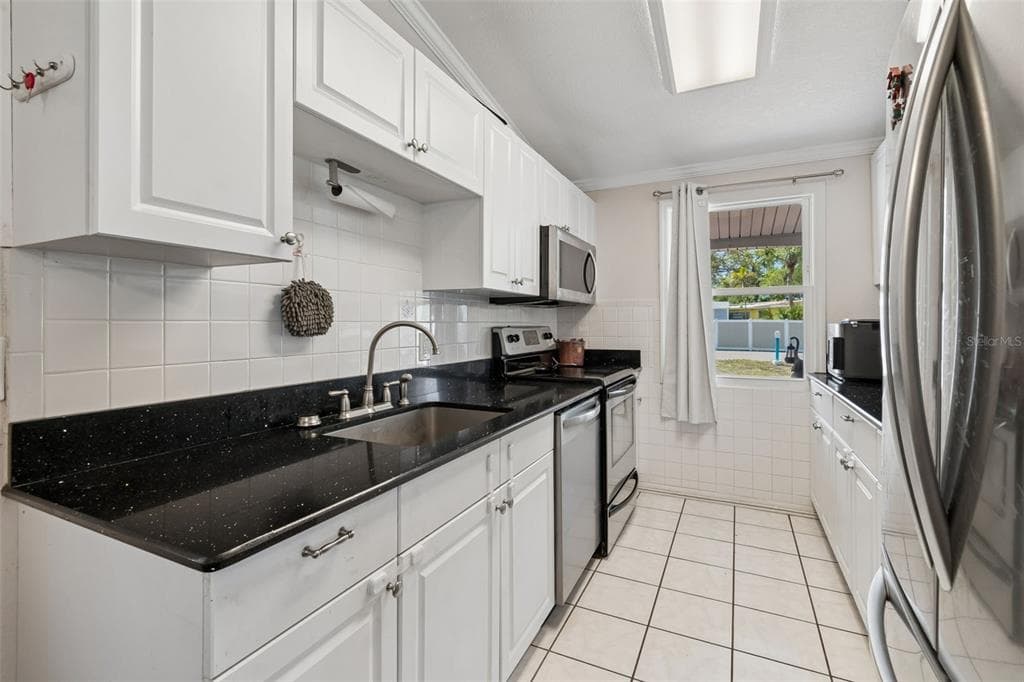 1130 SWEENEY DRIVE photo 9
