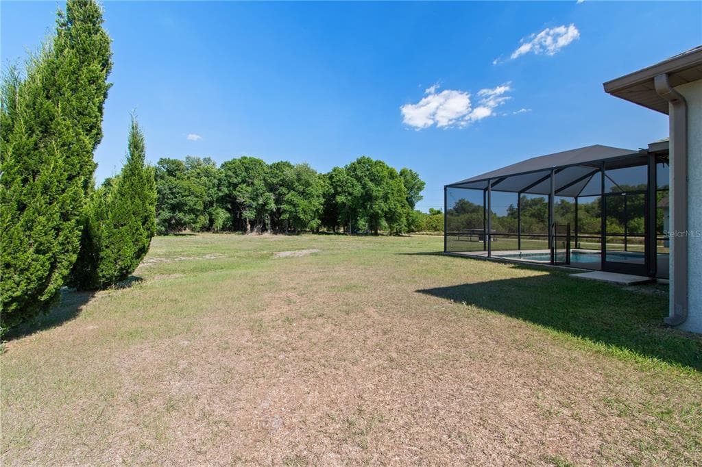 14805 US-301 N photo 13
