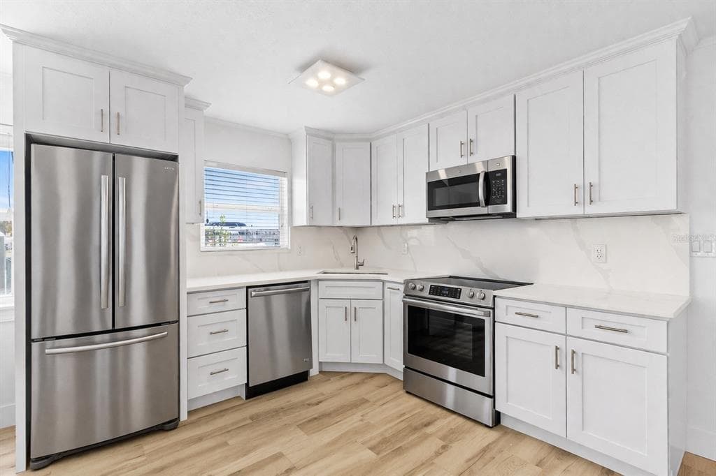 245 104TH AVENUE #5 4