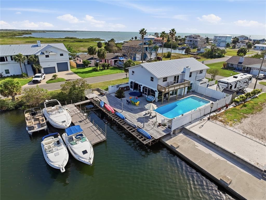 3173 GULFVIEW DRIVE 1