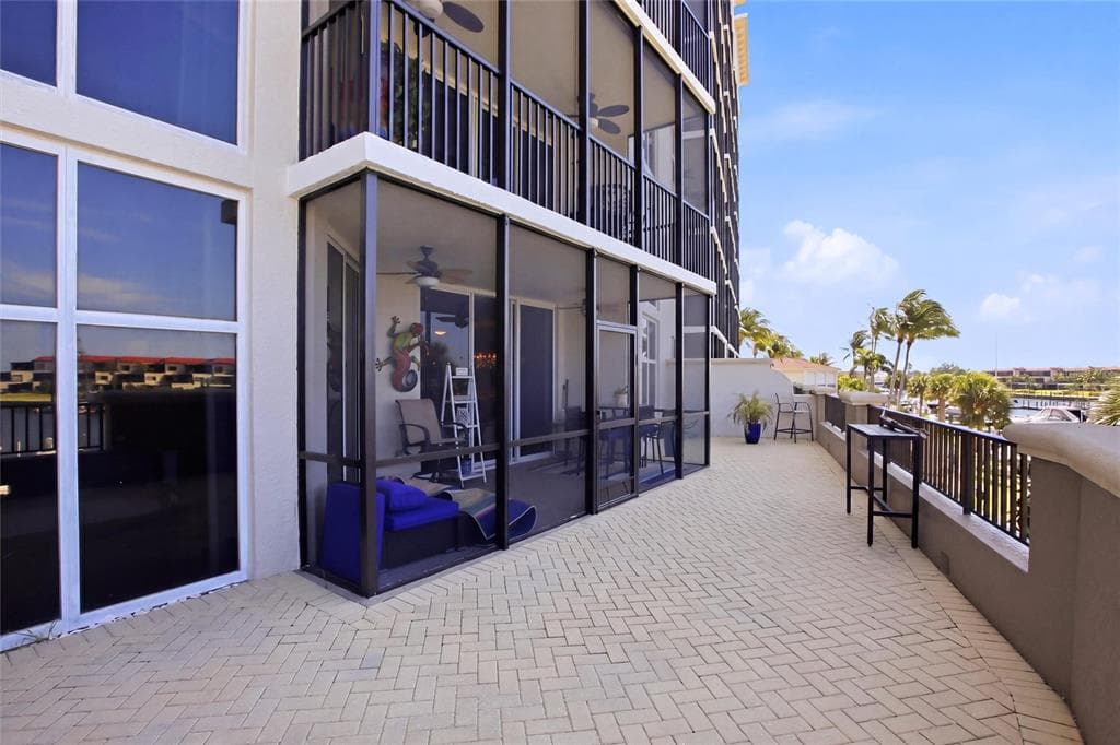 3313 SUNSET KEY CIRCLE 105 photo 25