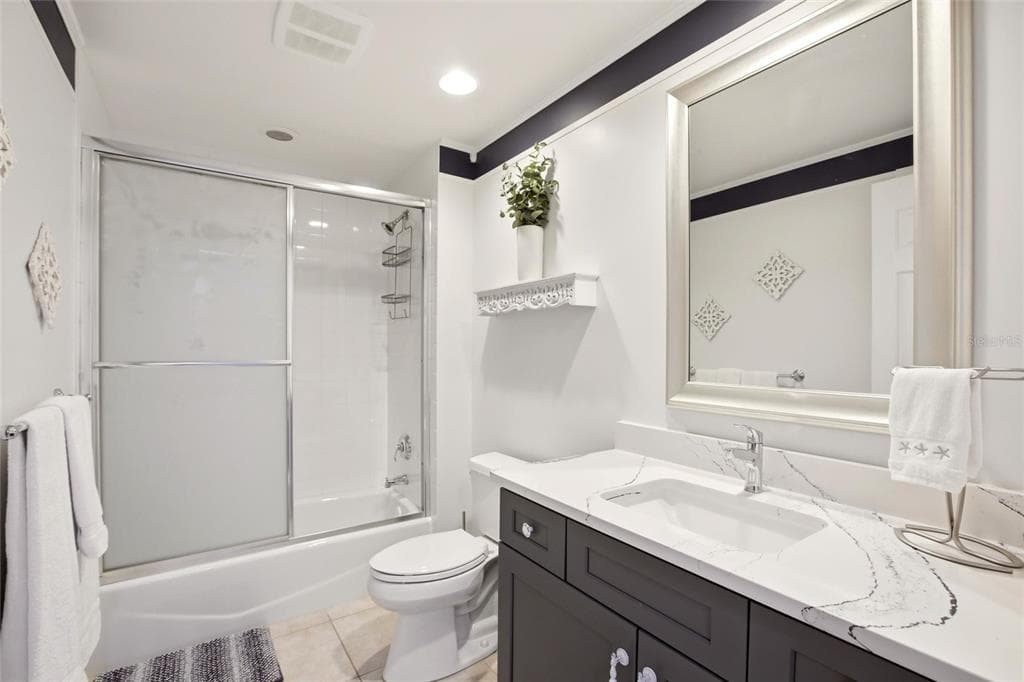 3313 SUNSET KEY CIRCLE 105 photo 21