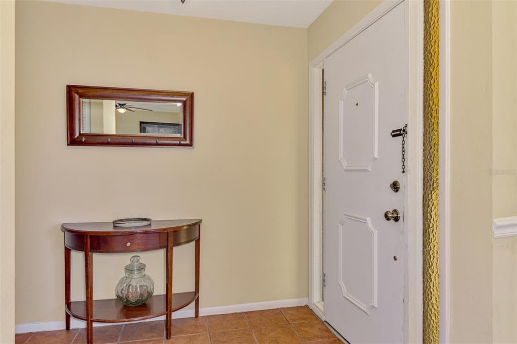 1290 LAKESIDE DRIVE photo 11