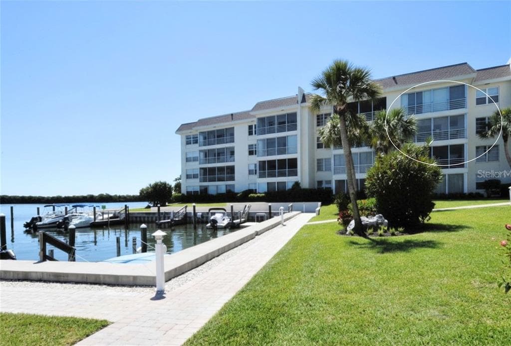 600 SUTTON PLACE #B302 3