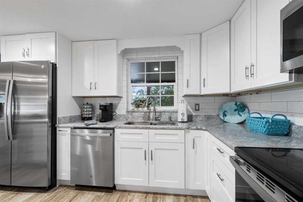 107 6TH STREET NW photo 11
