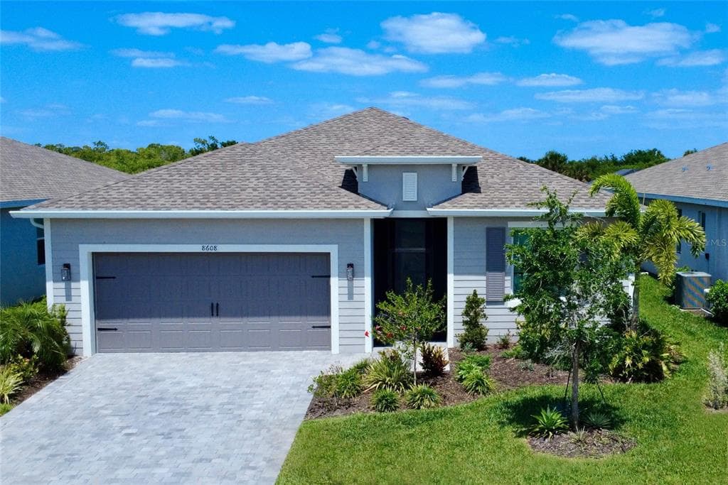 8608 SAINT KITTS CIRCLE photo 1
