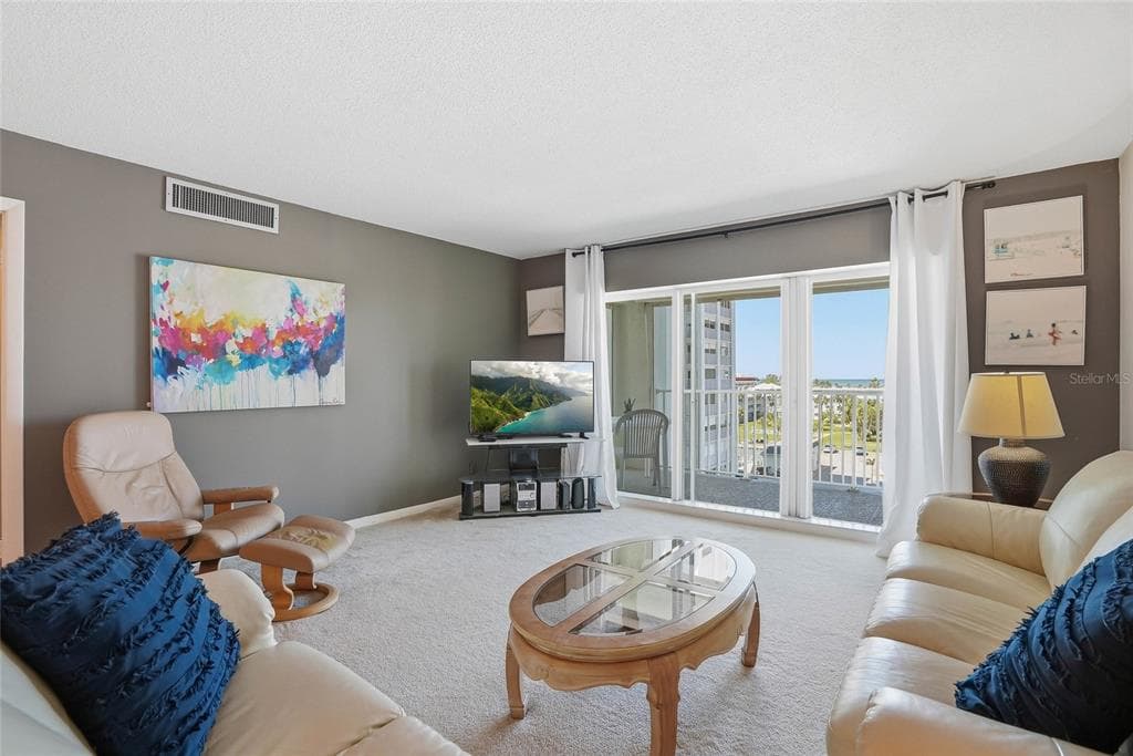 420 64TH AVENUE 602 photo 10