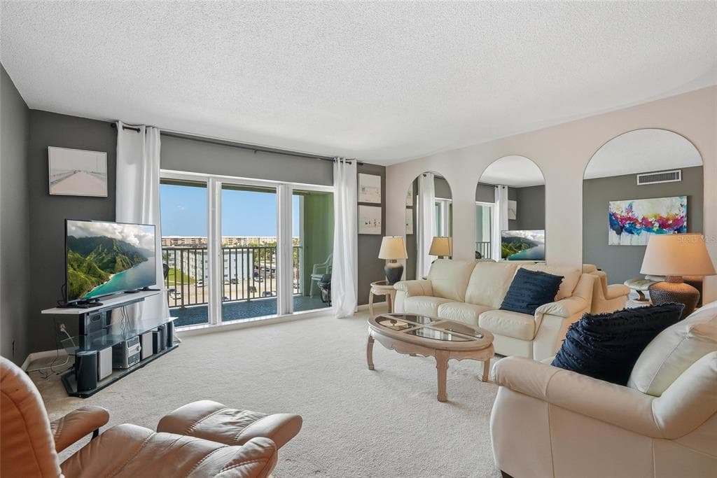 420 64TH AVENUE 602 photo 11