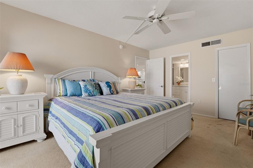 1150 TARPON CENTER DRIVE 304 photo 20