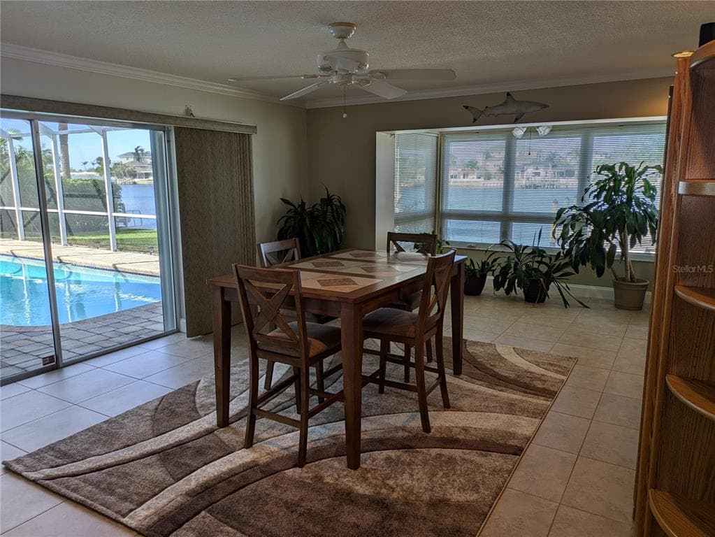 212 POINCIANA LANE photo 8