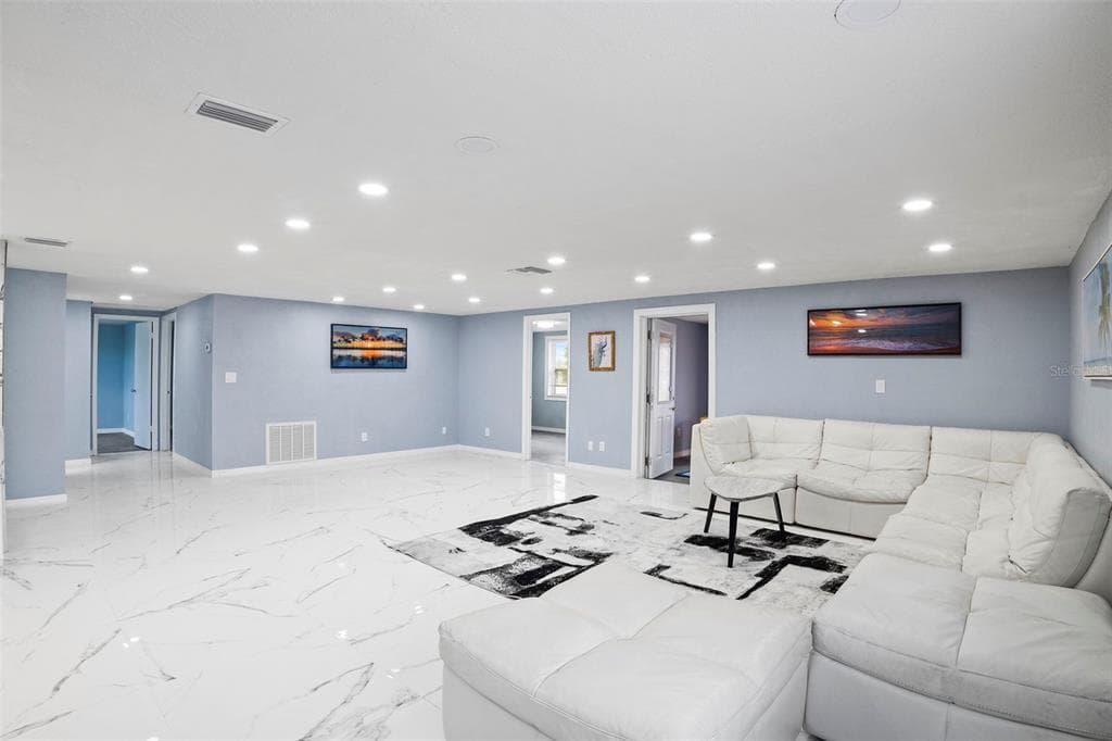 3332 WILSON DRIVE photo 7