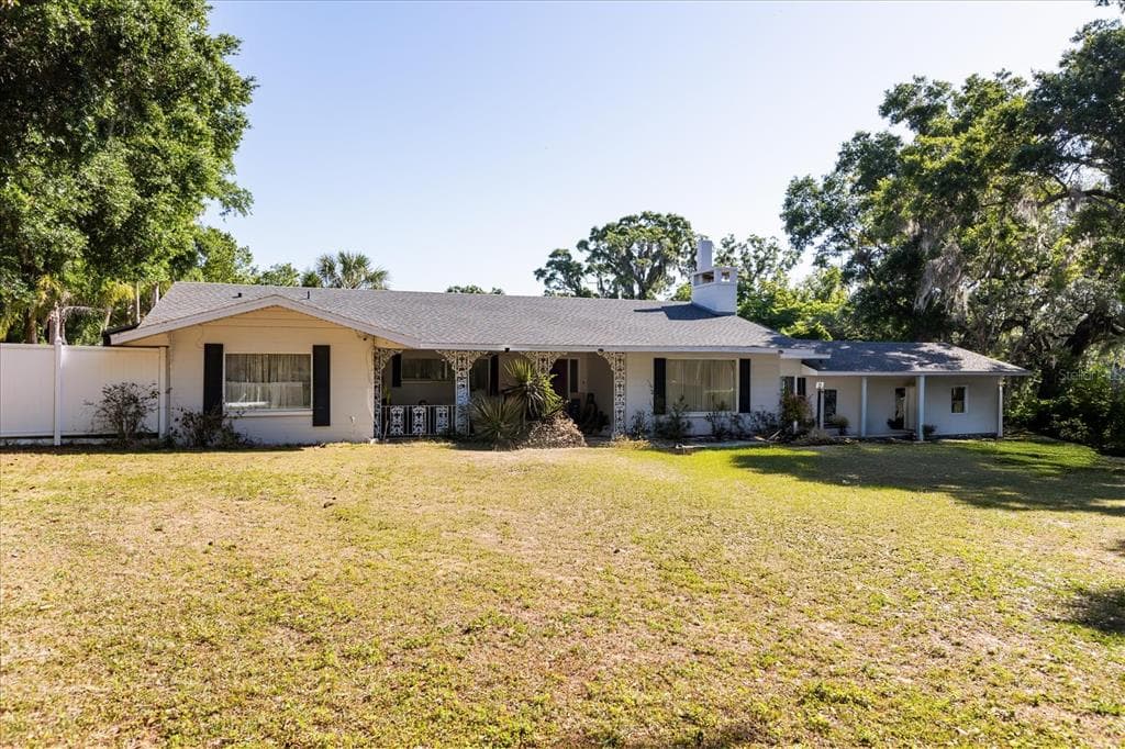 1505 E CROOKED LAKE DRIVE 2
