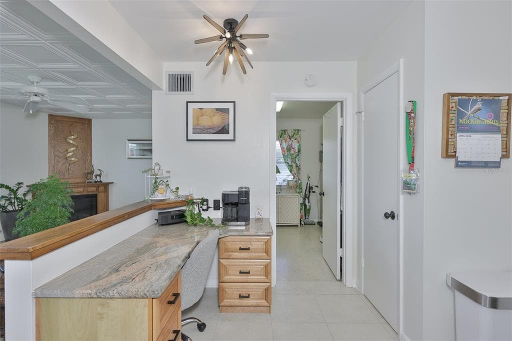 1704 DANBURY DRIVE photo 20