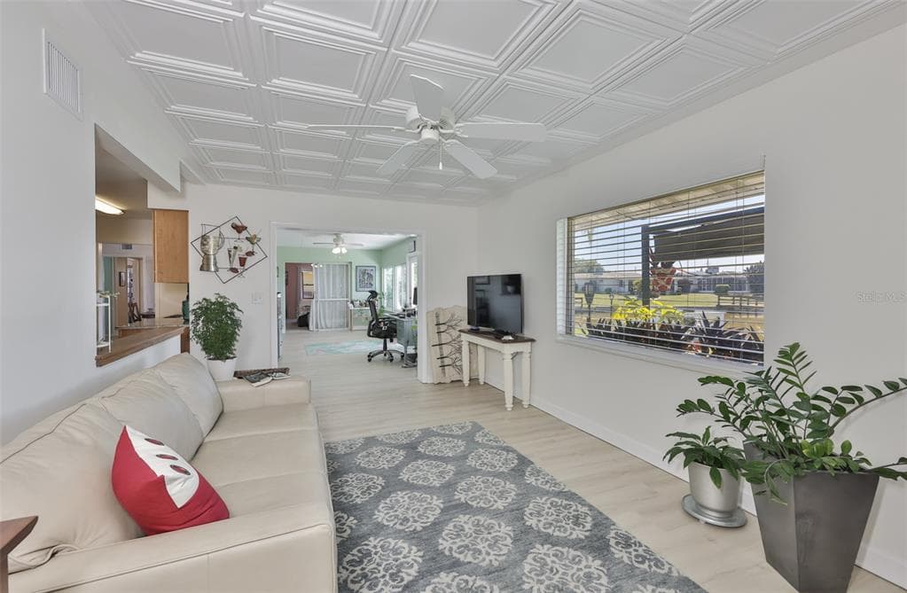 1704 DANBURY DRIVE photo 14