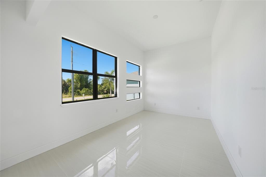 15096 LAKELAND CIRCLE photo 20