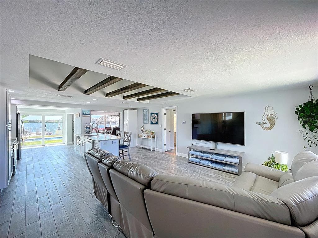4930 BAY PARK DRIVE photo 10