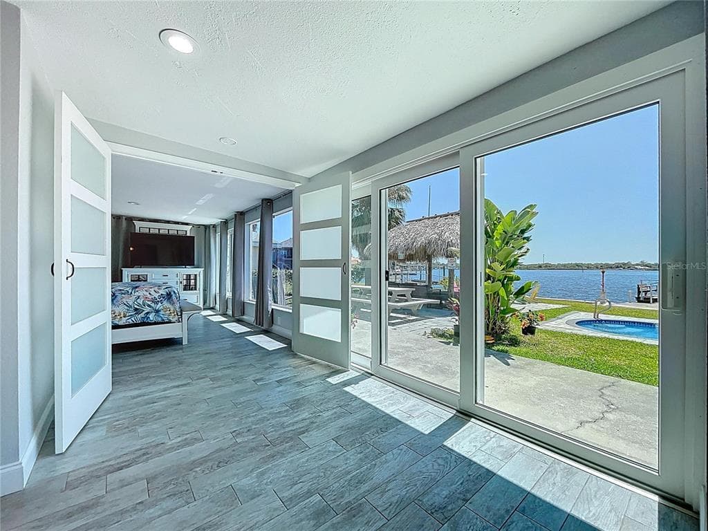 4930 BAY PARK DRIVE photo 21