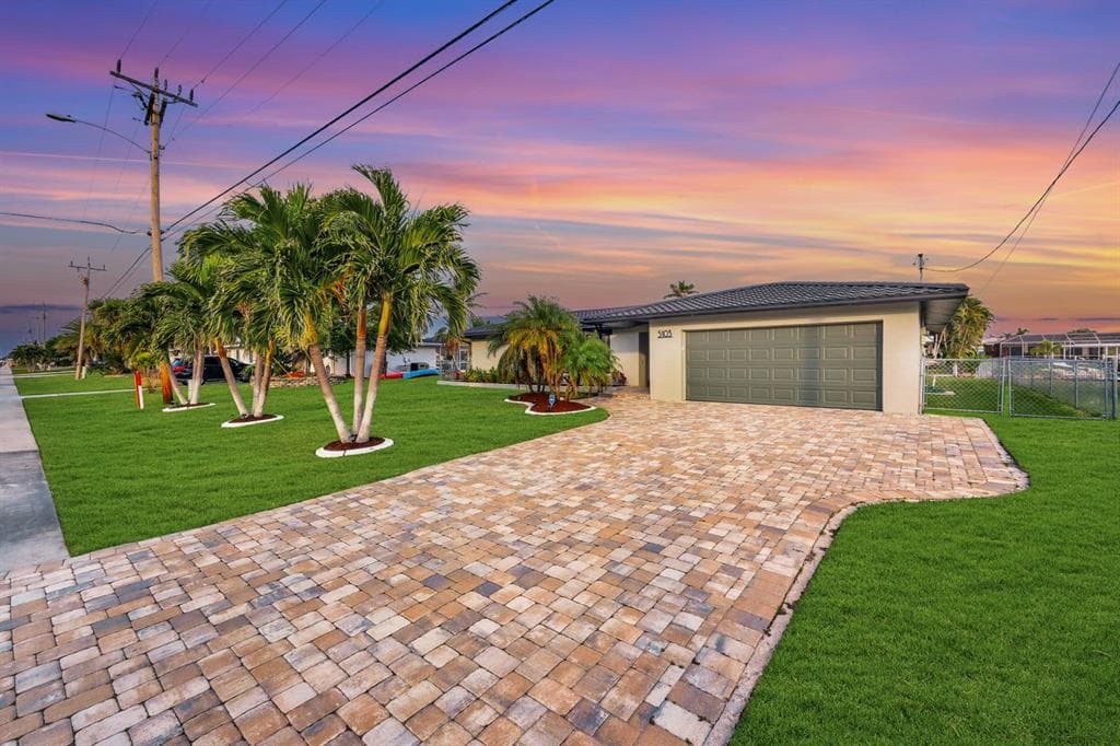 5103 PELICAN BOULEVARD 2