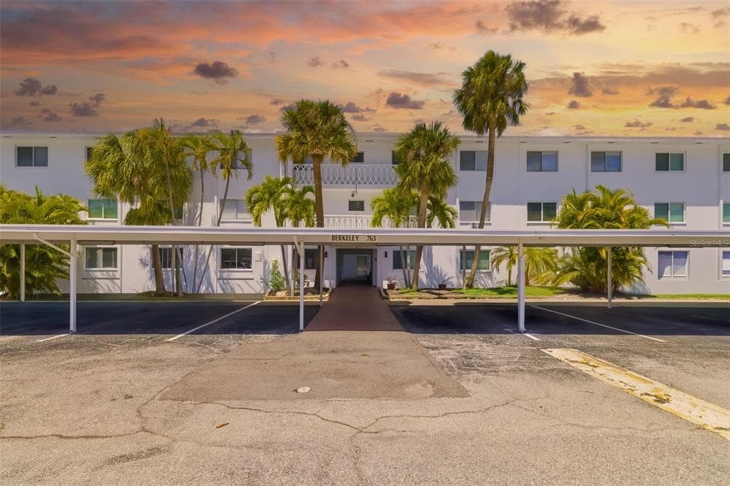 763 JOHN RINGLING BOULEVARD #22 2