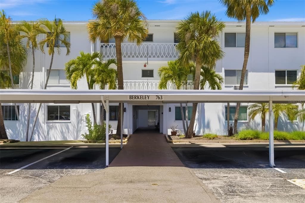 763 JOHN RINGLING BOULEVARD #22 3