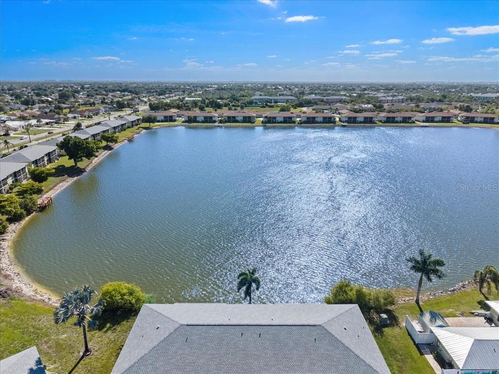 25225 RAMPART BOULEVARD 1207 photo 3