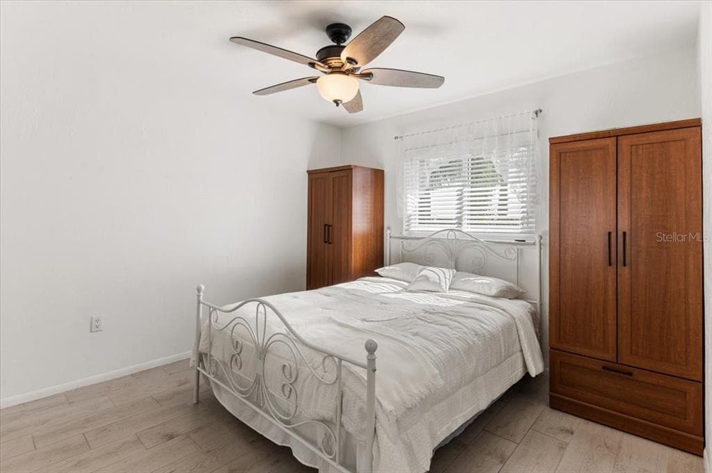 25225 RAMPART BOULEVARD 1207 photo 15