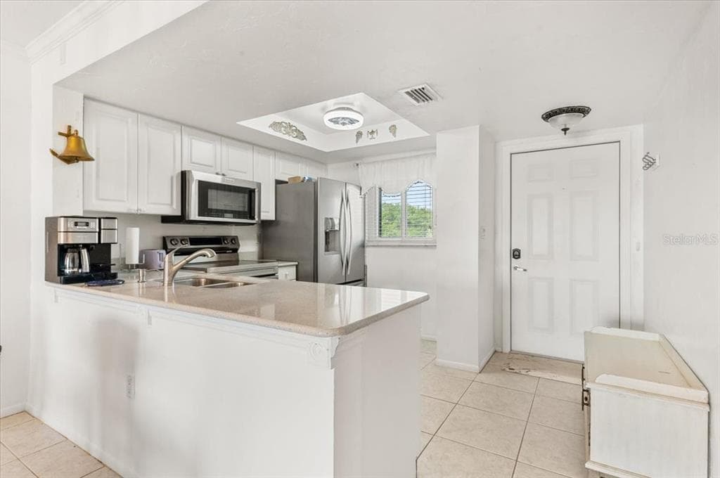 25225 RAMPART BOULEVARD 1207 photo 8