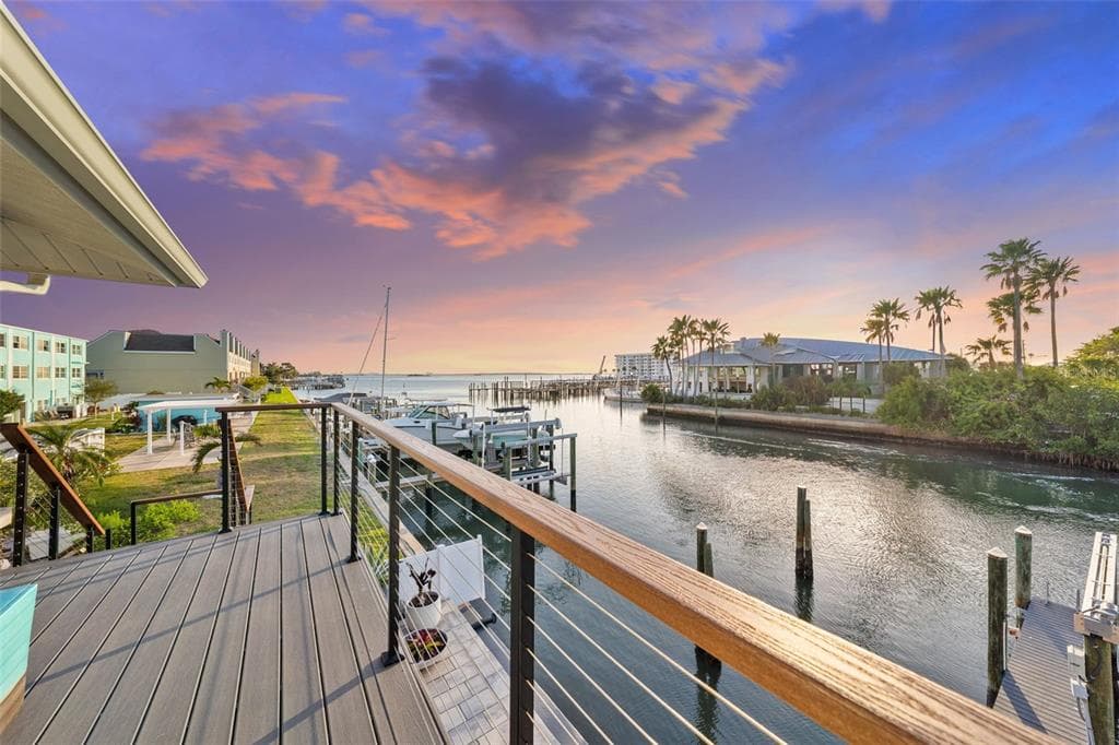 439 CAUSEWAY BOULEVARD 1