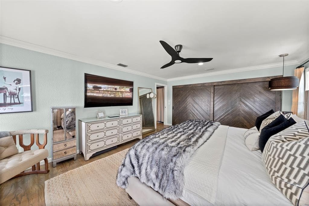 439 CAUSEWAY BOULEVARD photo 21