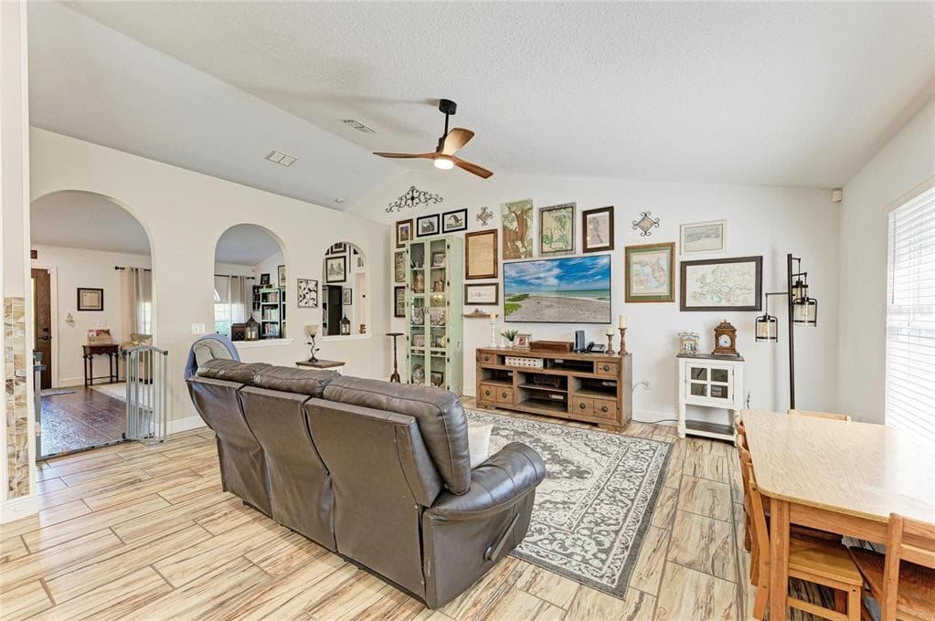 4235 SHOREWOOD STREET photo 14