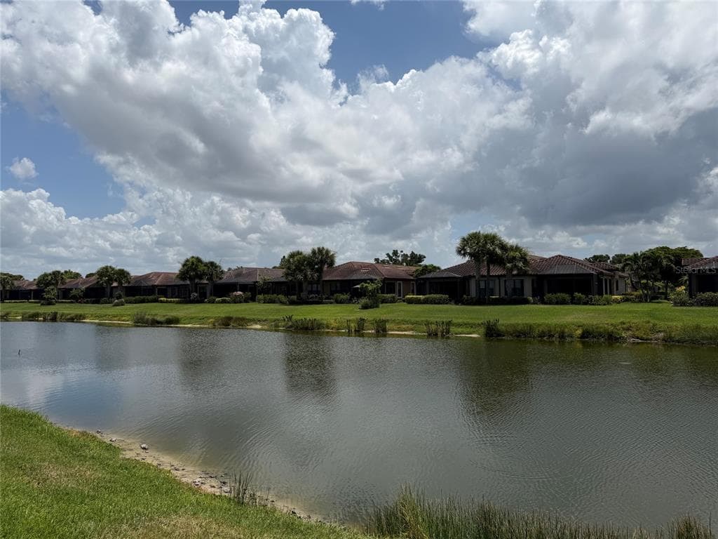 8280 VARENNA DRIVE photo 2