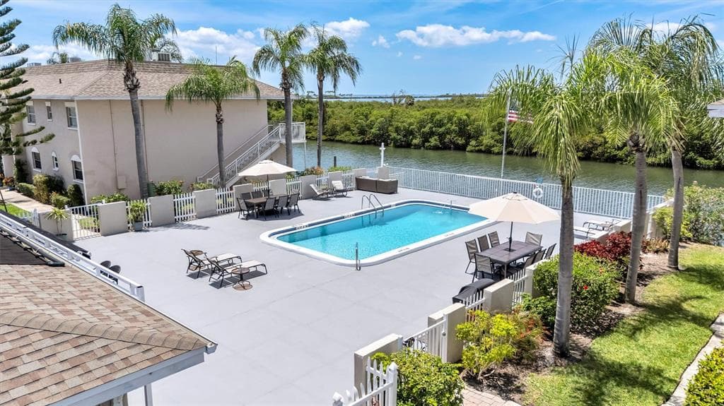 8817 BAY POINTE DRIVE 107 photo 19