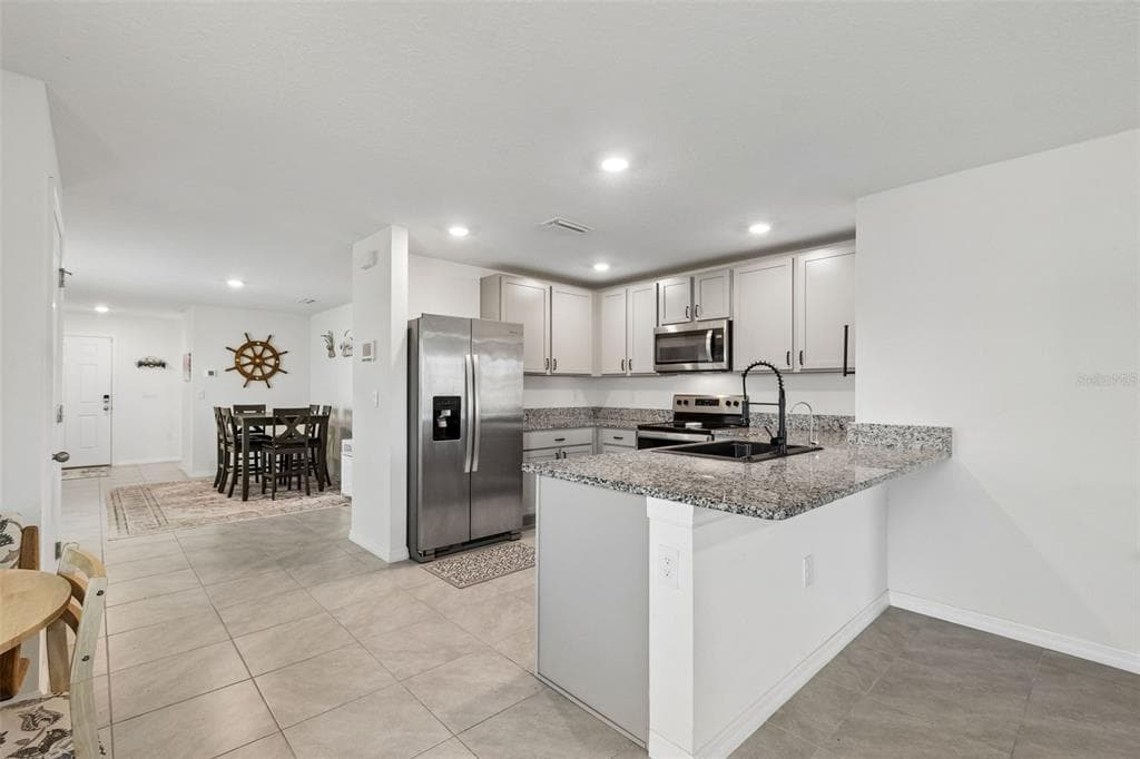 4222 AUTUMN FOG COURT photo 12