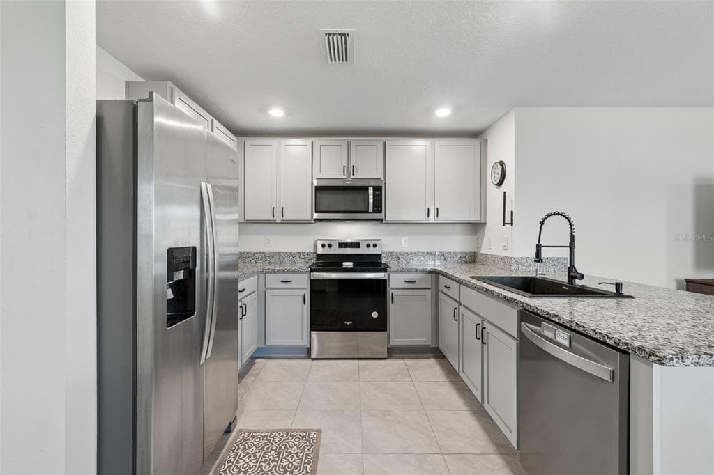 4222 AUTUMN FOG COURT photo 10
