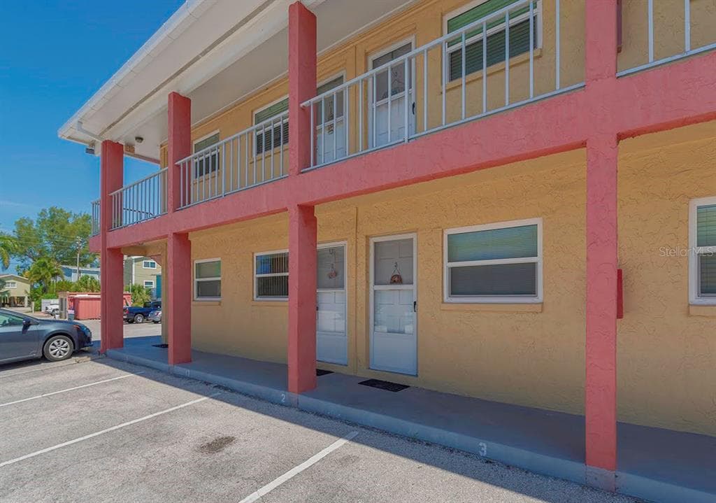 8567 W GULF BOULEVARD #3N 5