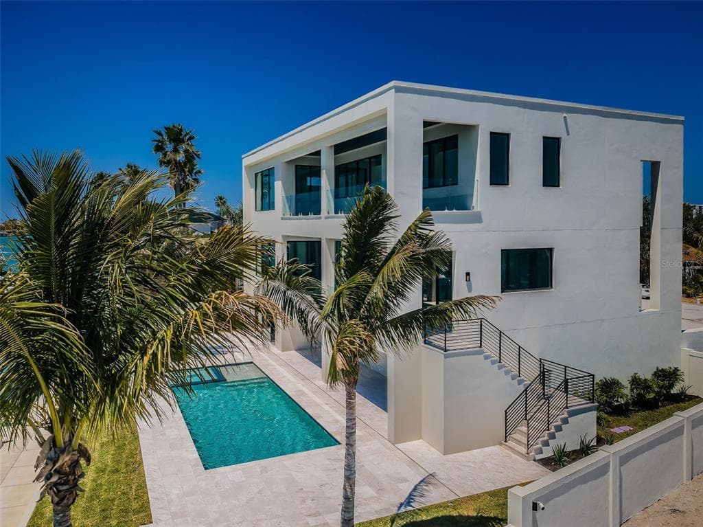 236 HOWARD DRIVE 3