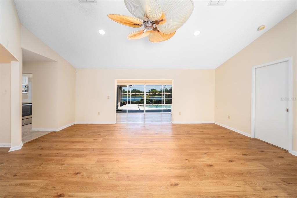 3162 E VILLAGE DRIVE photo 7