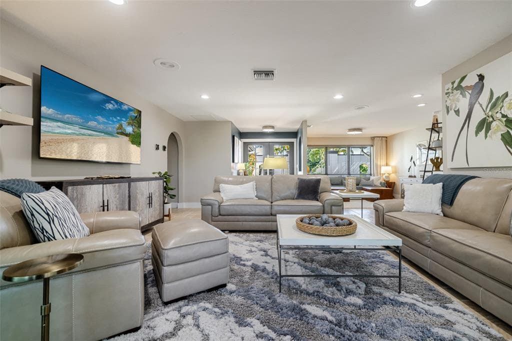 6777 DANAH COURT 3
