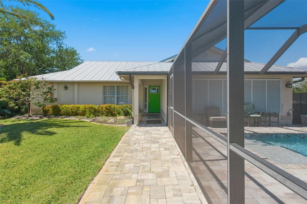880 LEMON BAY DRIVE 5