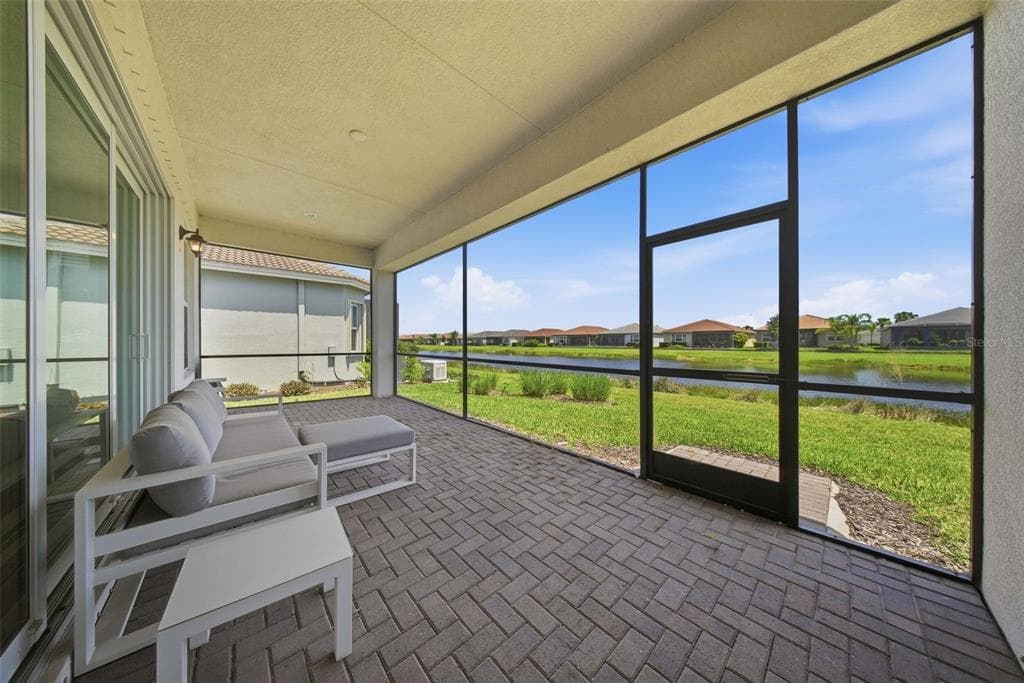 15528 CORONA DEL MAR DRIVE photo 18