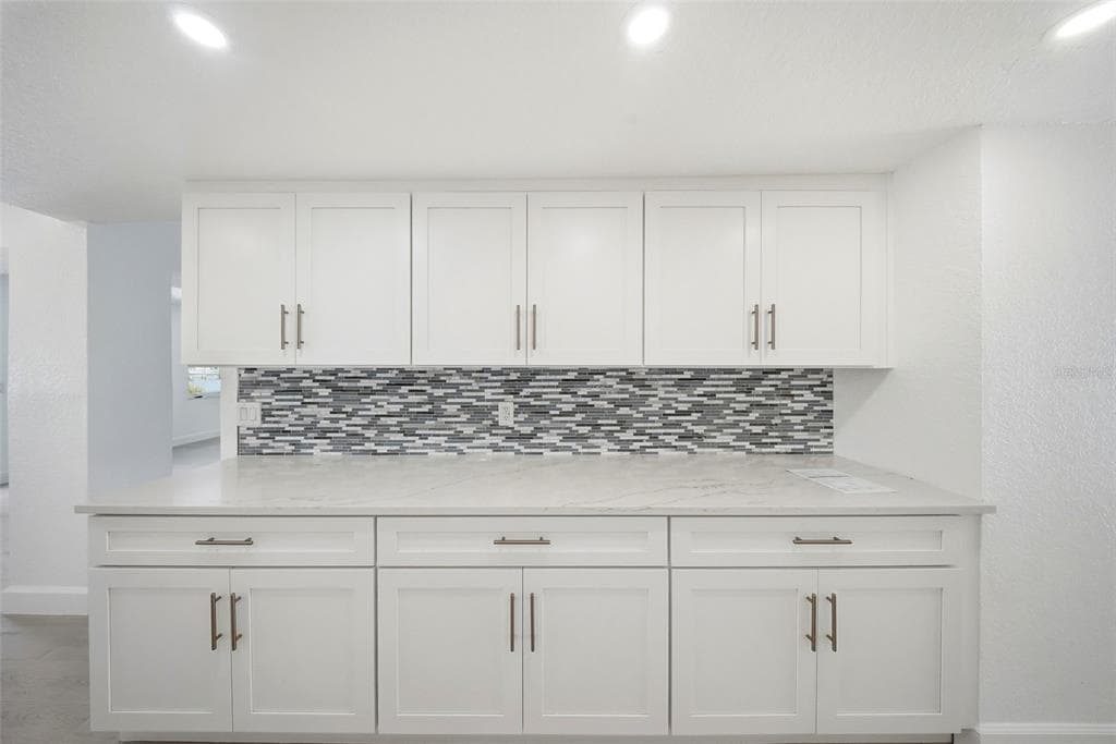 5040 GALLEON COURT photo 7